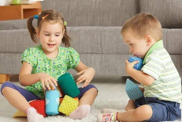 用爱搭桥,以心连心!穗疏两地“石榴花”下共话成长与未来