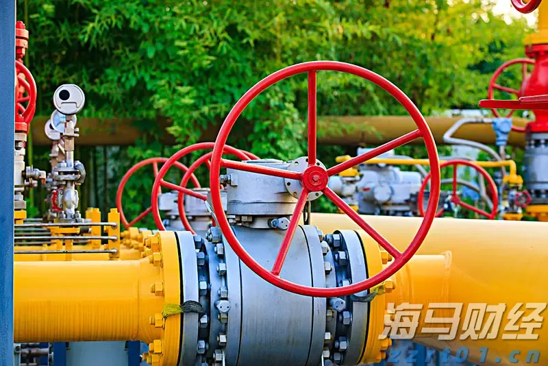 广湛高铁湛江北站电路调试完成