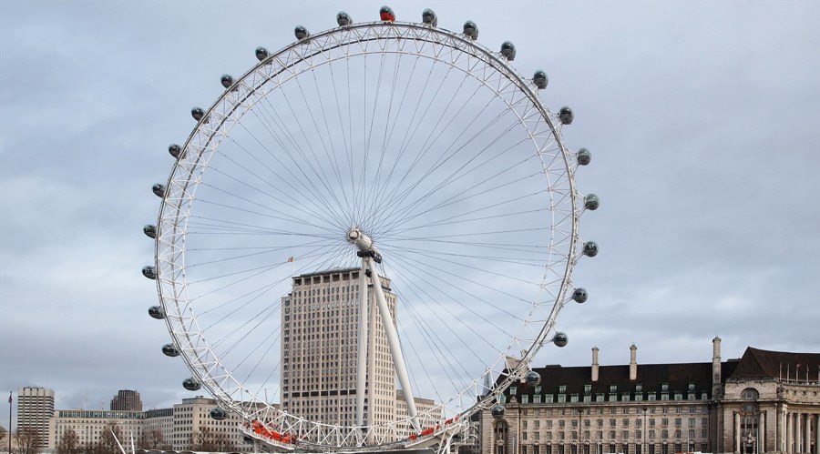 禁止涉毒艺人复出未剥夺其劳动权